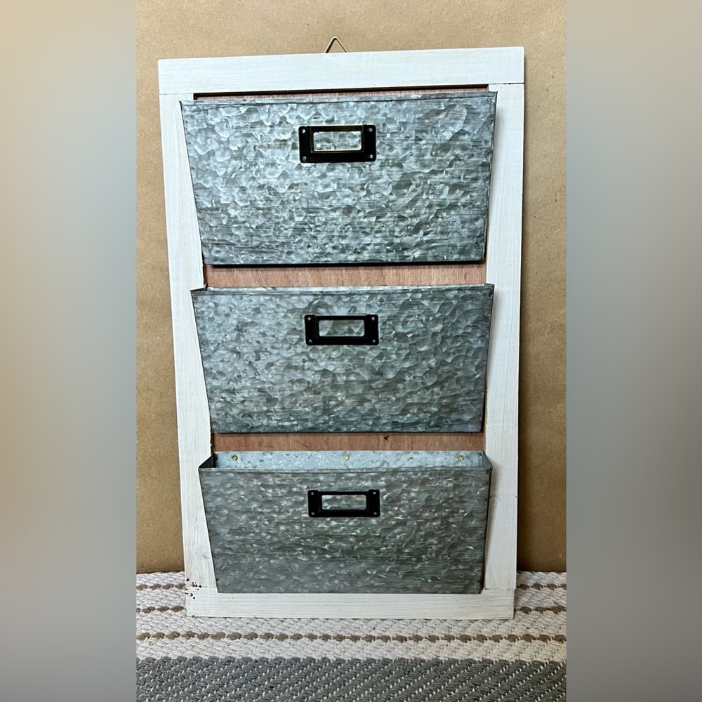 Farm House Mail Holder